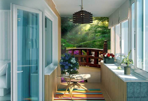 Можно ли клеить обои на балконе