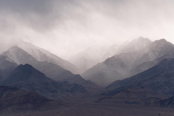 Фотообои Горы, скалы в тумане